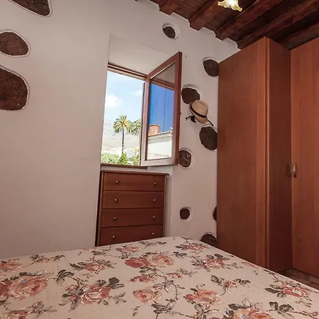 منزل ريفي La Casa Baja